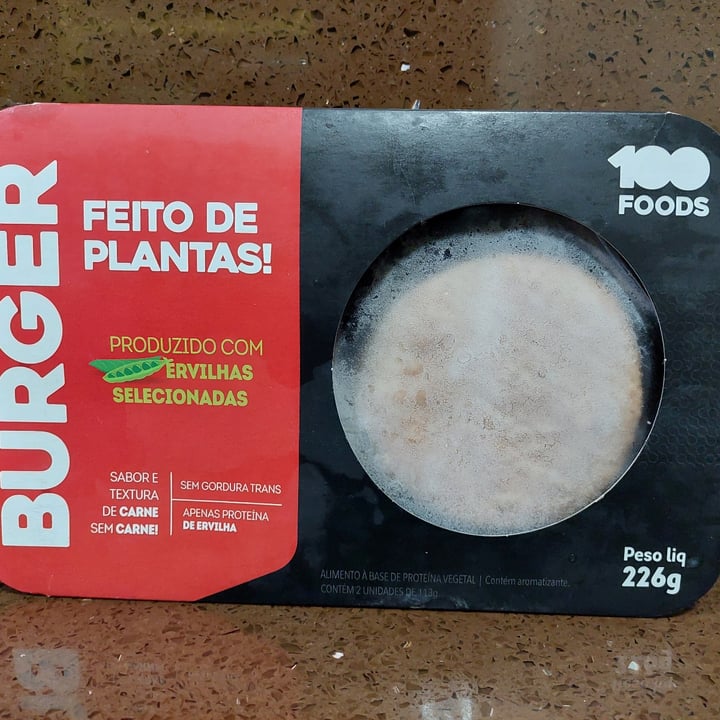 review photo of 100 foods Hambúrguer de ervilha sabor carne shared by @tentandosermaisveg on 14 Feb 2022 - review