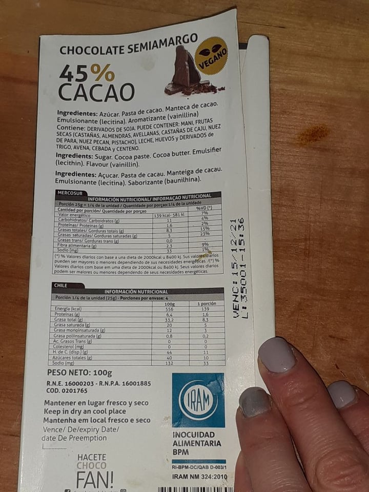 photo of Del Turista Chocolate Semiamargo 45% shared by @vanevegan on  08 Sep 2021 - review