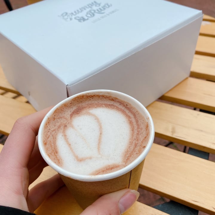 review photo of Grumpy & Runt | Little Deli & Donuts Hot Chocolate shared by @grapetown on 18 Aug 2020 - review