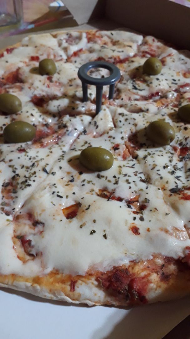 photo of Empanadas de 10.Pacheco Pizza Vegana shared by @alisonbrkt on  16 Mar 2020 - review