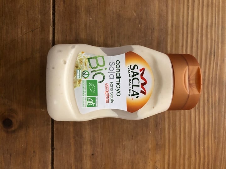 photo of Sacla' Vegan mayonnaise shared by @audrey17000 on  10 Mar 2020 - review