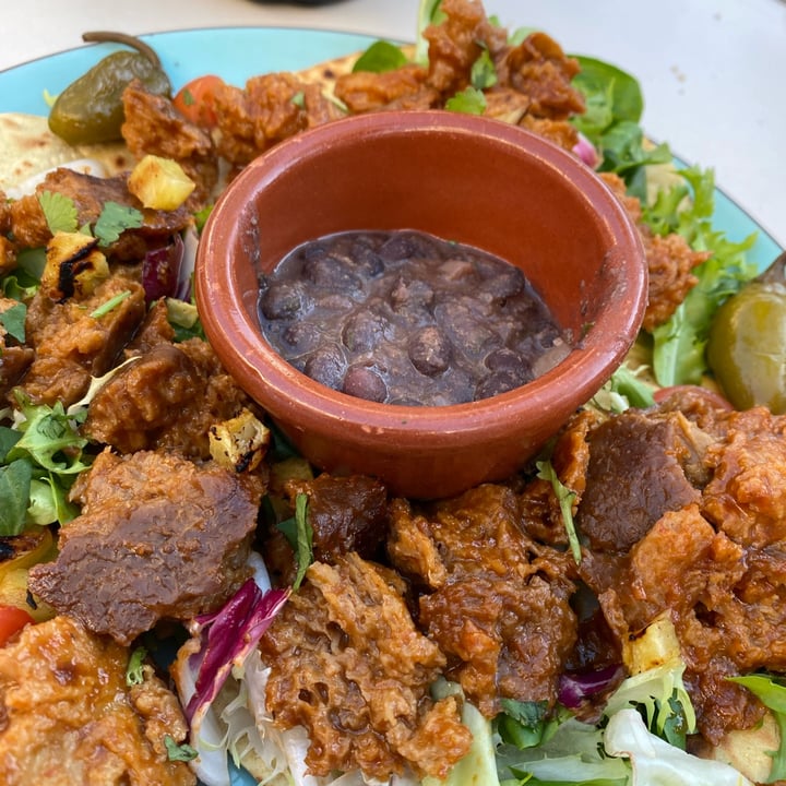 photo of The Hen's Teeth Seitan Kebab & Sides shared by @sianya85 on  15 Oct 2022 - review