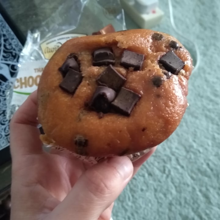 photo of Aunt Mabel's Chocolate Chunks Vegan Muffin shared by @dashinda on  21 Dec 2020 - review