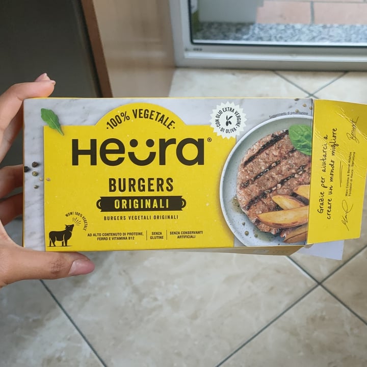 photo of Heura Burgers Originali shared by @concy91 on  16 Aug 2022 - review