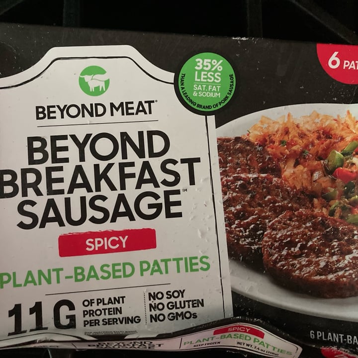photo of Beyond Meat Beyond Breakfast Sausage Spicy shared by @lianal627 on  29 May 2022 - review