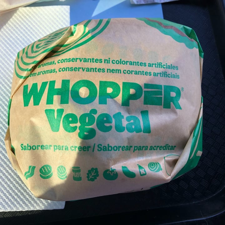 photo of Burger King Whopper vegetal shared by @tixa08 on  22 Dec 2021 - review