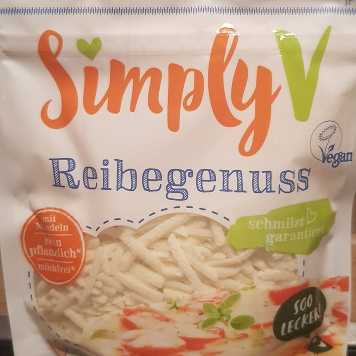 photo of Simply V Reibegenuss Plant Based Gourmet Grated shared by @kellyfernandes on  26 Jun 2021 - review