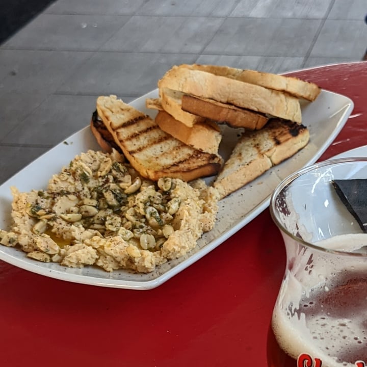 review photo of La Nuova Pinta Hummus di Ceci shared by @eli23 on 25 Apr 2022 - review