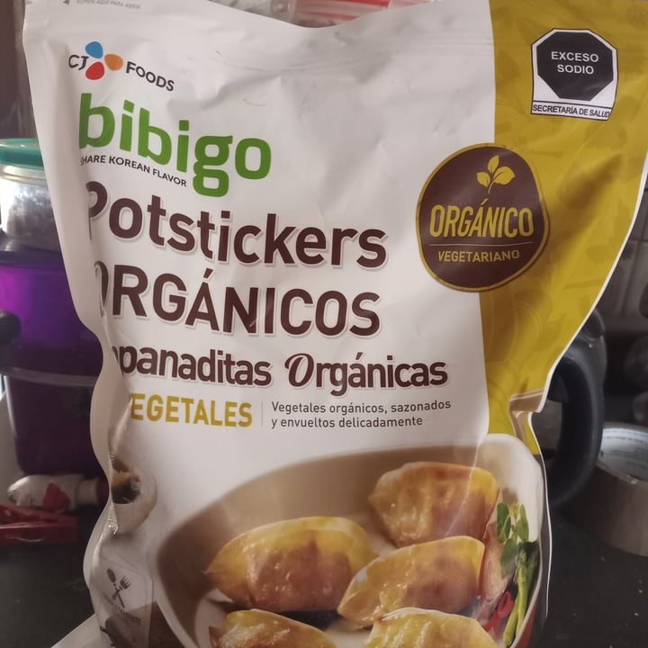 photo of Bibigo empanaditas De Vegetales shared by @katzedernacht on  14 Aug 2022 - review