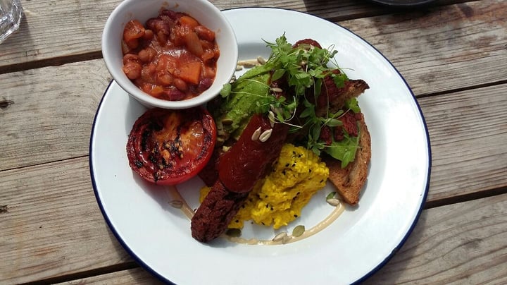photo of Anna-Loka Cali breakfast shared by @kelly40 on  26 Jul 2019 - review
