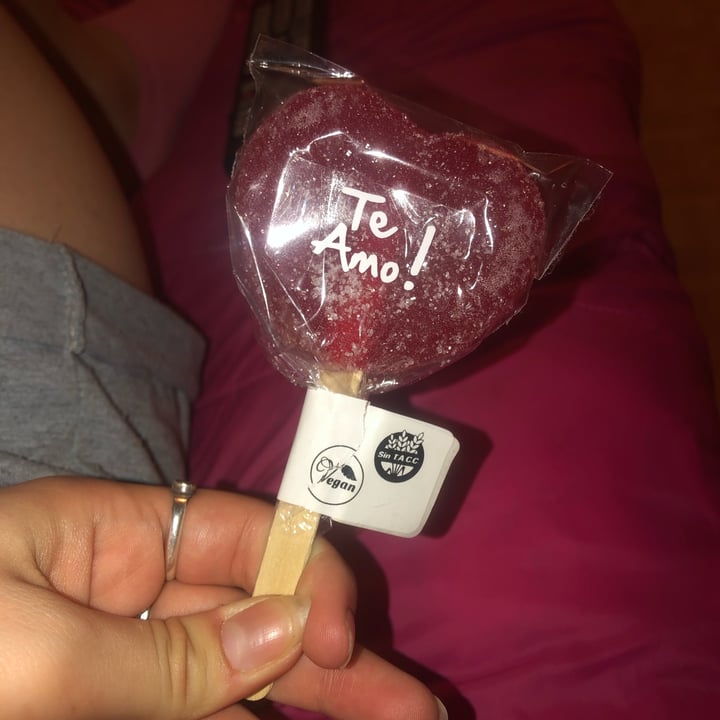 review photo of Frutados chupetín frutal shared by @giulierba on 19 Oct 2021 - review