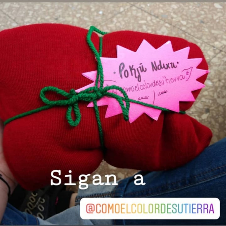 review photo of Como el Color de Su Tierra Ropa de Segunda Mano shared by @ebelom on 04 Oct 2021 - review