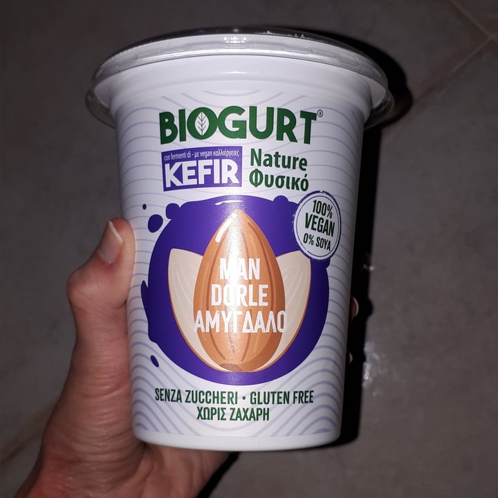 photo of Biogurt Kefir Mandorle Senza Zuccheri shared by @giuliasmart on  02 Apr 2022 - review