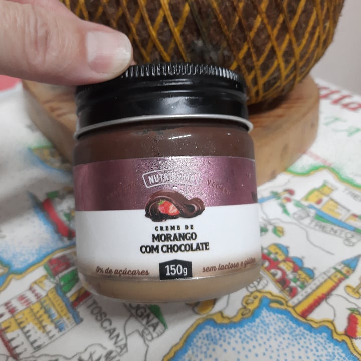 photo of Nutríssima Creme Com.morango E Chocolate shared by @margareteaquila on  22 May 2022 - review