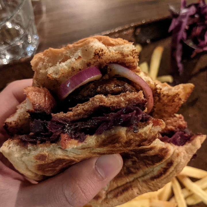 photo of The Flying Duck BBQ Shrimp Burger shared by @katchan on  20 May 2022 - review