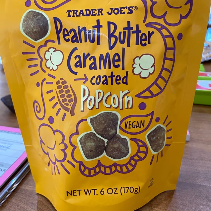 review photo of Trader Joe's Peanut Butter Caramel Coated Popcorn shared by @flyflet3 on 30 May 2022 - review