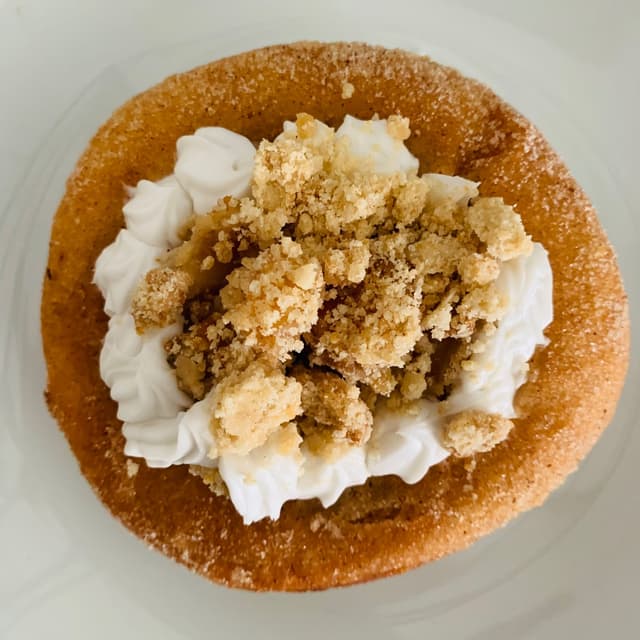 Photo of the dish “Apple Crumble Donut”