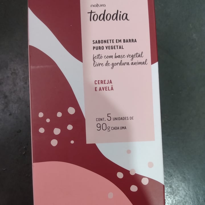review photo of Natura Sabonete Tododia Cereja e Avelã shared by @jugennari on 13 Jul 2022 - review