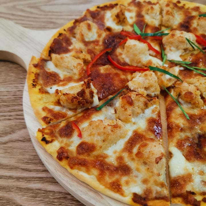 review photo of Green BA Rendang Pizza shared by @lalas910 on 18 Nov 2020 - review