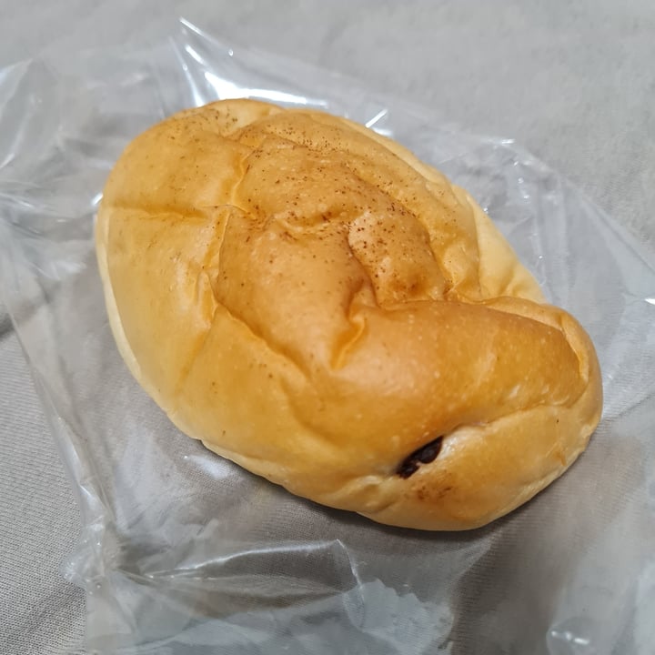 review photo of Almond Bakery (Vegetarian) Vegan Chocolate Bread shared by @tnahar on 03 Sep 2022 - review