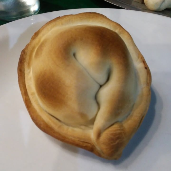 review photo of Flipper Pizza Empanada De Champiñones Con Panceta shared by @bubyy on 11 Sep 2021 - review