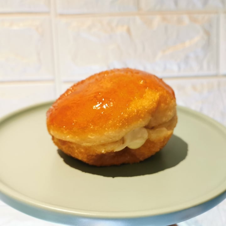 review photo of Plates By Payts Creme Brûlée Vegan Sourdough Doughnut shared by @michela16 on 27 Jan 2021 - review
