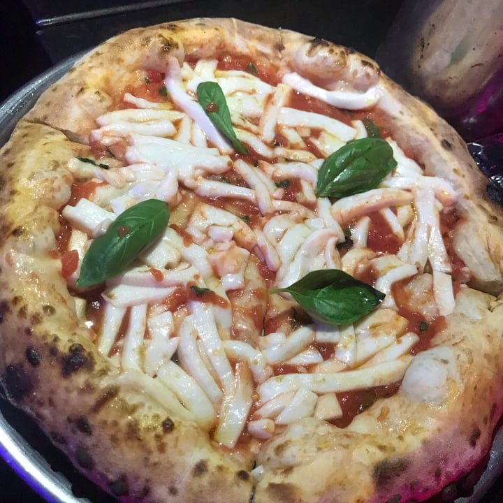 photo of Lado V Pizza Capresse shared by @vegankity on  21 Feb 2022 - review