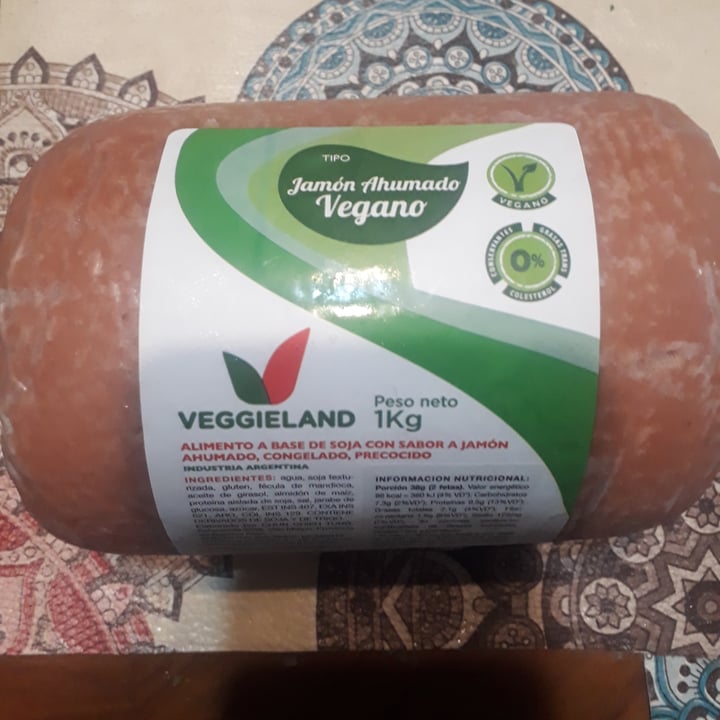 photo of Veggieland Jamón Ahumado Vegano 1kg shared by @mausivegana on  26 Aug 2020 - review