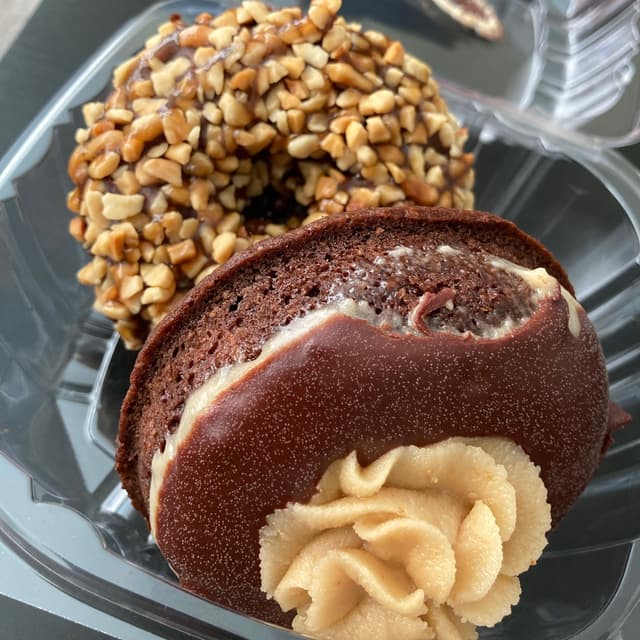 Photo of the dish “Buckeye donut”