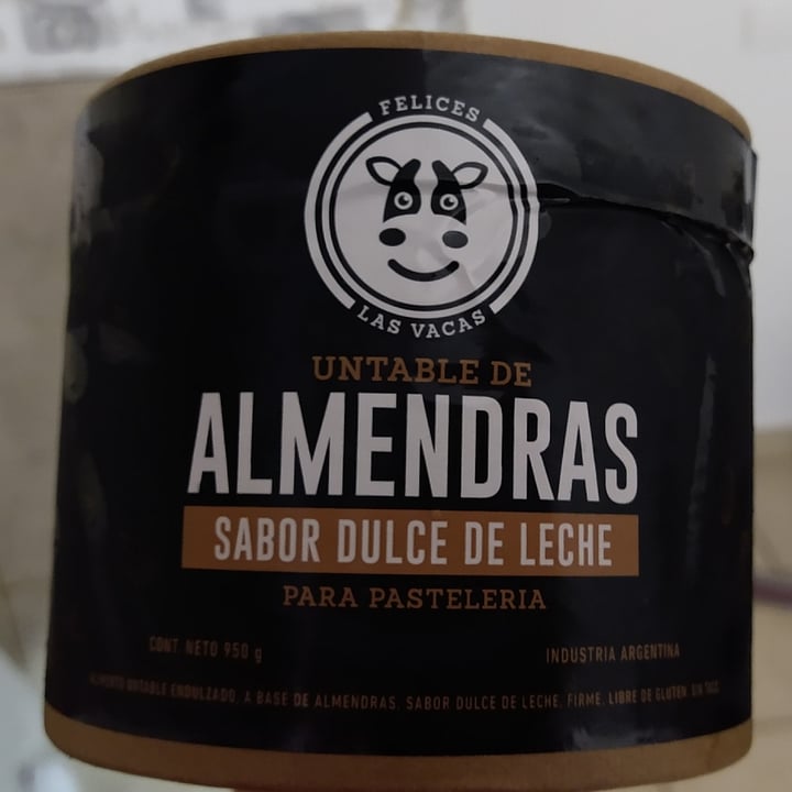 photo of Felices Las Vacas Untable de Almendras Sabor Dulce de Leche Repostero shared by @gladiolacarpi on  30 Oct 2020 - review