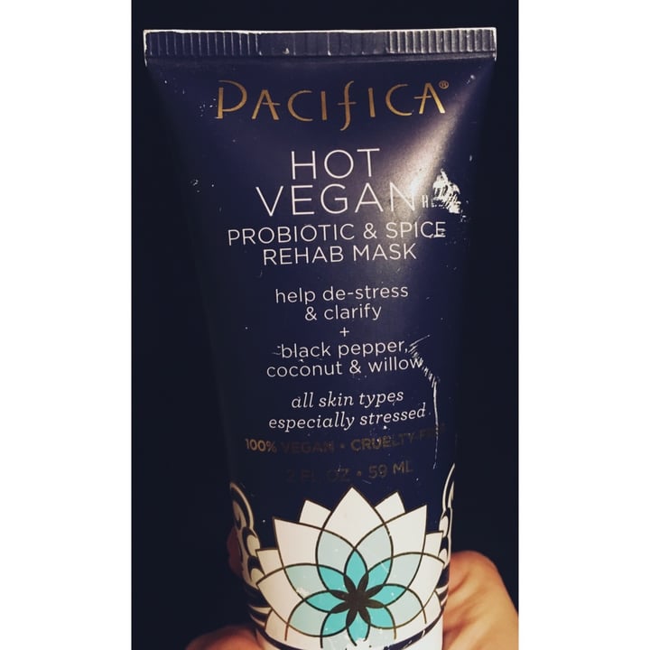 photo of Pacifica Hot Vegan Probiotic & Spice Rehab Mask shared by @alinemelanie on  26 Oct 2020 - review