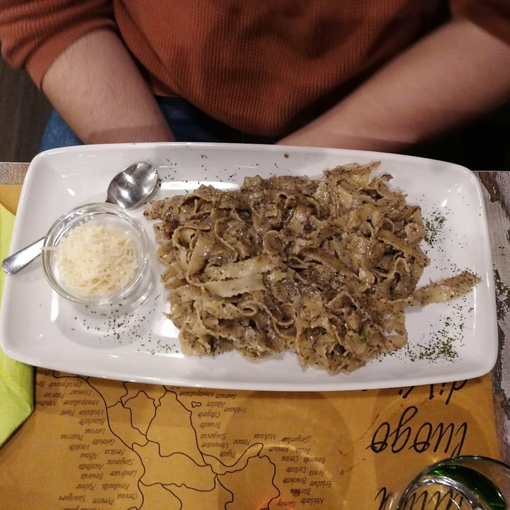 photo of Nirvana Ristorante Firenze Tagliatelle Al Tartufo shared by @anitnelavy on  14 Mar 2022 - review