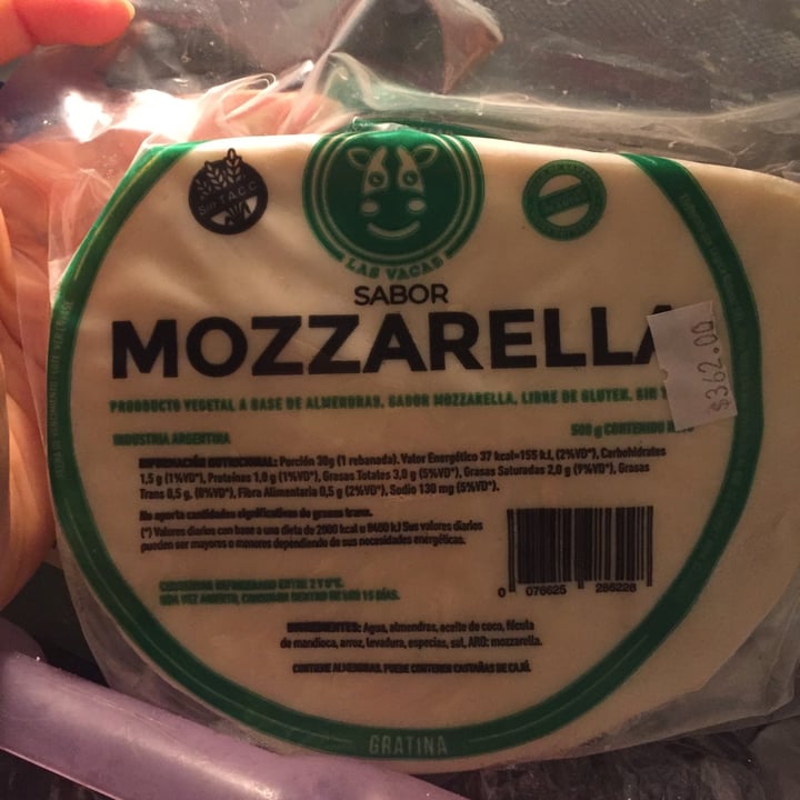 review photo of Felices Las Vacas Mozzarella shared by @maguiigon on 03 Oct 2020 - review