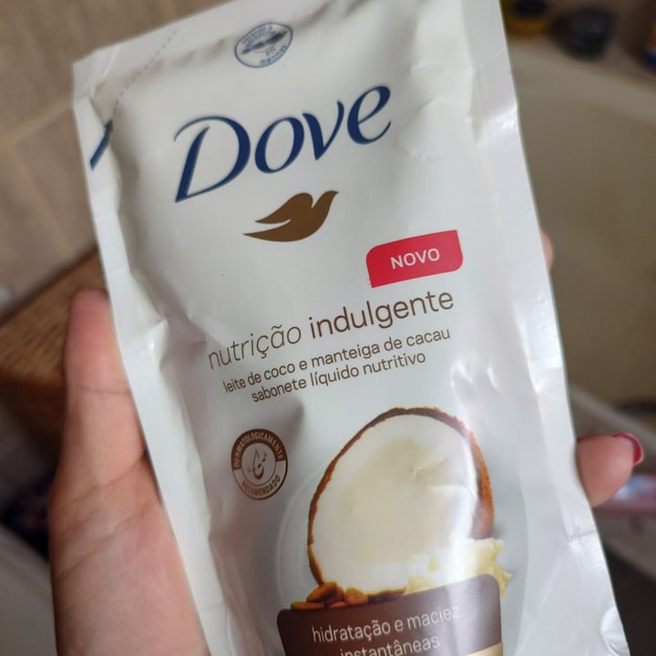 review photo of Dove Sabonete líquido Nutrição indulgente shared by @lilianezampar on 30 Apr 2022 - review