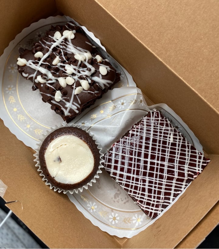 photo of Vegan Treats, Inc. Brownie shared by @amz8893 on  16 Jun 2020 - review