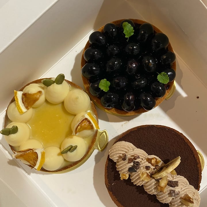 review photo of Zerah pâtisserie Tarts Trio Bundle shared by @charmaineosx on 25 Nov 2021 - review