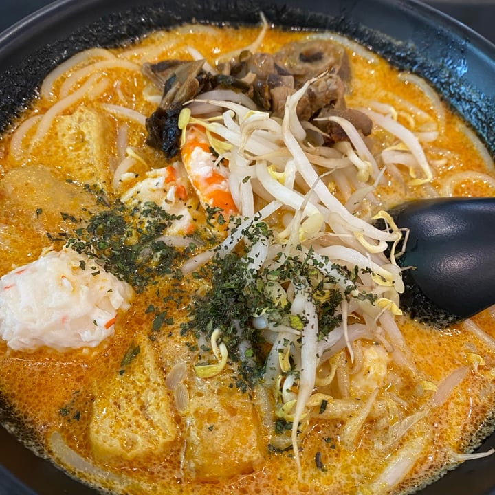 review photo of GreenDot - NEX Signature Laksa Noodles (Vegan) shared by @helloitsjolyn on 02 Oct 2021 - review