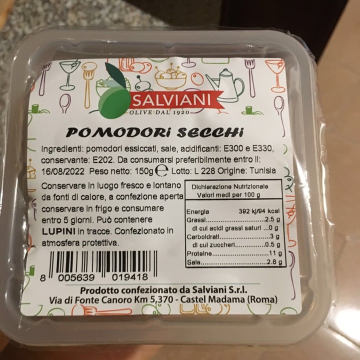 photo of Salviani pomodori secchi shared by @desireeminasola on  17 Sep 2021 - review
