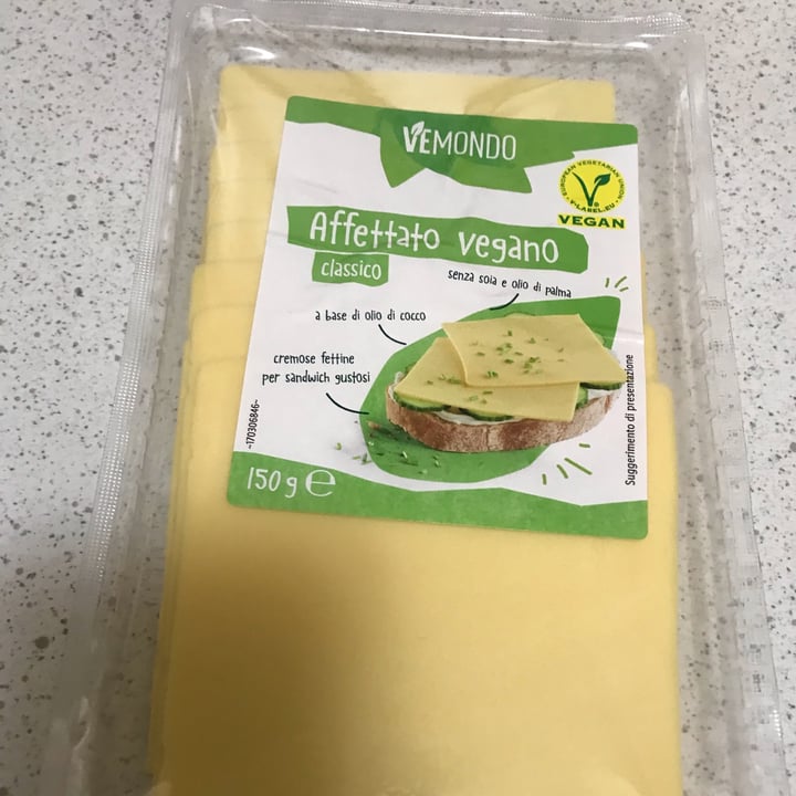 review photo of Vemondo Affettato Vegano Classico shared by @alexkrebs on 06 Dec 2021 - review
