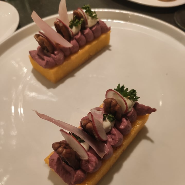 review photo of Capra e Cavoli vegetariano, vegano e pesce Polenta croccante con paté vegetale alle noci shared by @magnoliabianca on 23 Feb 2022 - review