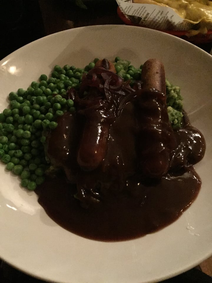 review photo of The Snug Public House Bangers and mash shared by @mealsbymiri on 20 Apr 2018 - review