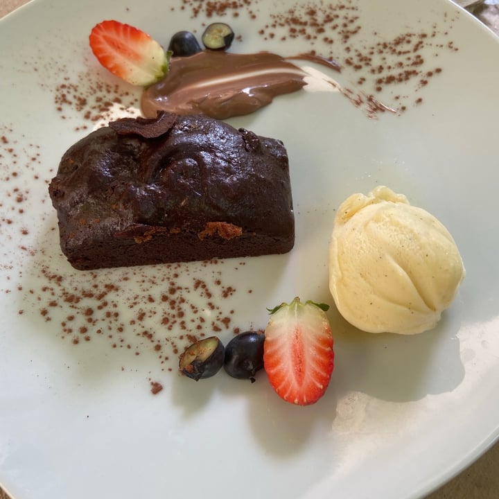 review photo of Temple Natura Cafè Brownie Vegano Con Helado De Chocolate shared by @nadiagq on 16 Sep 2021 - review