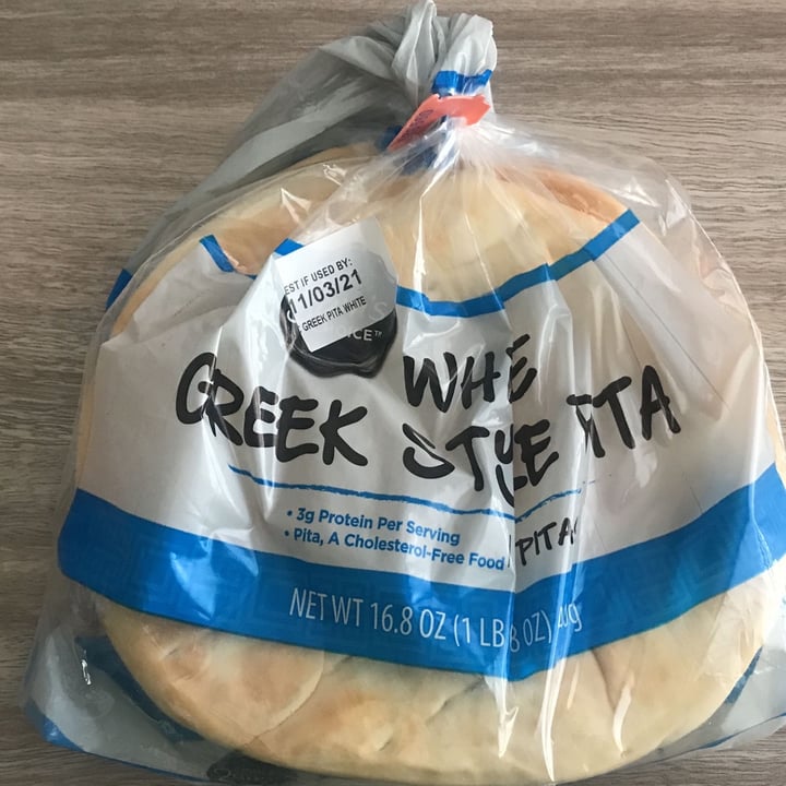 photo of Sam’s Choice Greek style pita bread shared by @josette25 on  29 Oct 2021 - review