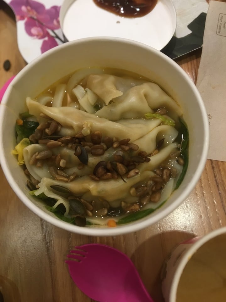 review photo of itsu Veggie Gyoza Udon shared by @hollydylan on 04 Feb 2020 - review
