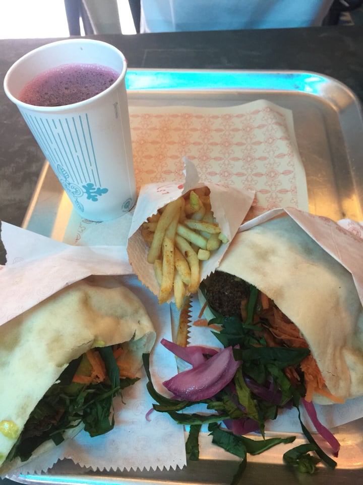 photo of Salma Falafels Pita con Falafel shared by @juliostosh on  06 Mar 2020 - review