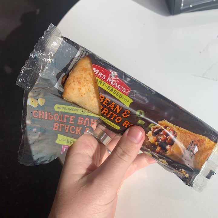 review photo of Mrs Mac’s Black Bean & Chipotle Burrito Roll shared by @hakamme on 08 Oct 2021 - review
