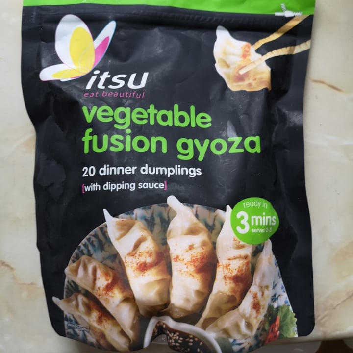 photo of itsu Vegetable Fusion Gyoza shared by @globalsaffa on  23 Oct 2020 - review