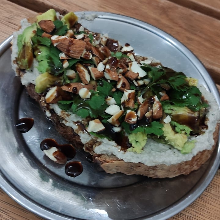 photo of FAUNA Café y Flora Avo Toast shared by @rinix on  13 Aug 2022 - review