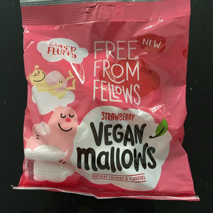 photo of Free From Fellows Free From Fellows Strawberry Vegan Mallows shared by @laureneas on  02 Nov 2022 - review