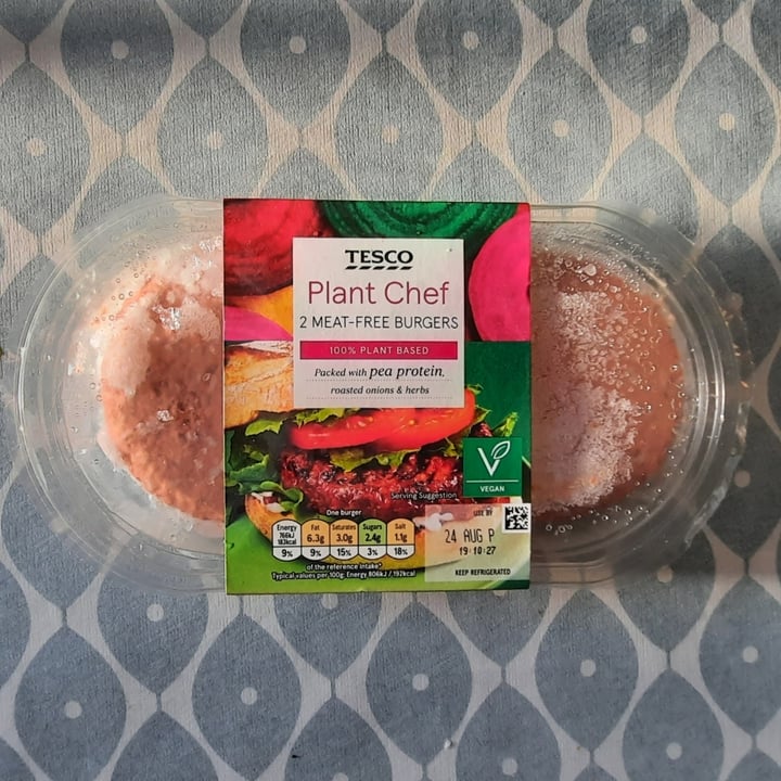 photo of Tesco Plant Chef Meat-Free Burgers shared by @heatherlouise on  29 Nov 2020 - review
